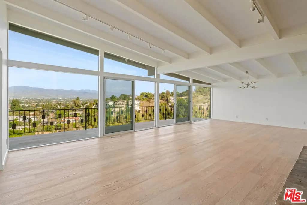 3844 Bobstone Drive, Sherman Oaks, CA — listing photo 1