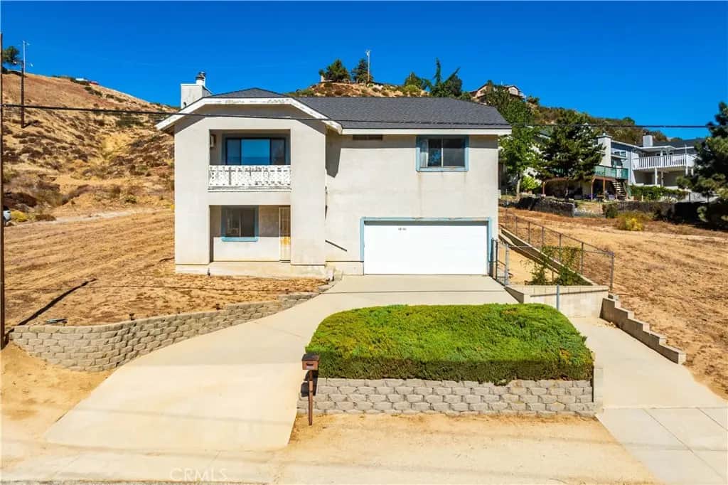 15031 Elizabeth Lake Rd, Lake Hughes, CA — listing photo 1
