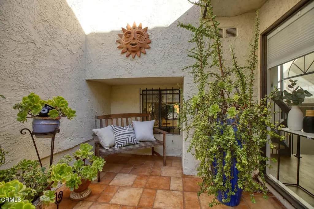 50 Glenflow Court, Glendale, CA — listing photo 1