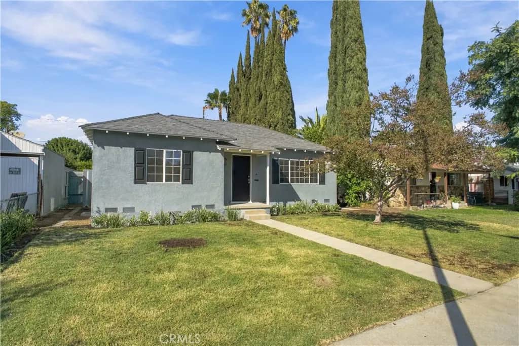 2211 W Verdugo, Burbank, CA — listing photo 1