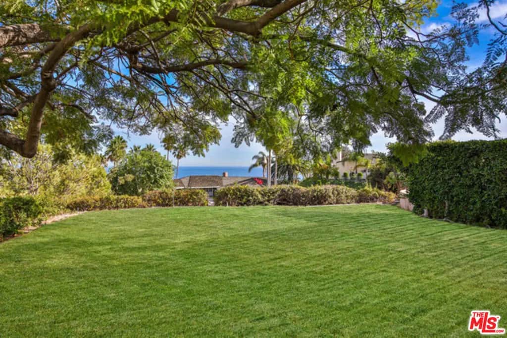 3825 Malibu Country Drive, Malibu, CA — listing photo 1