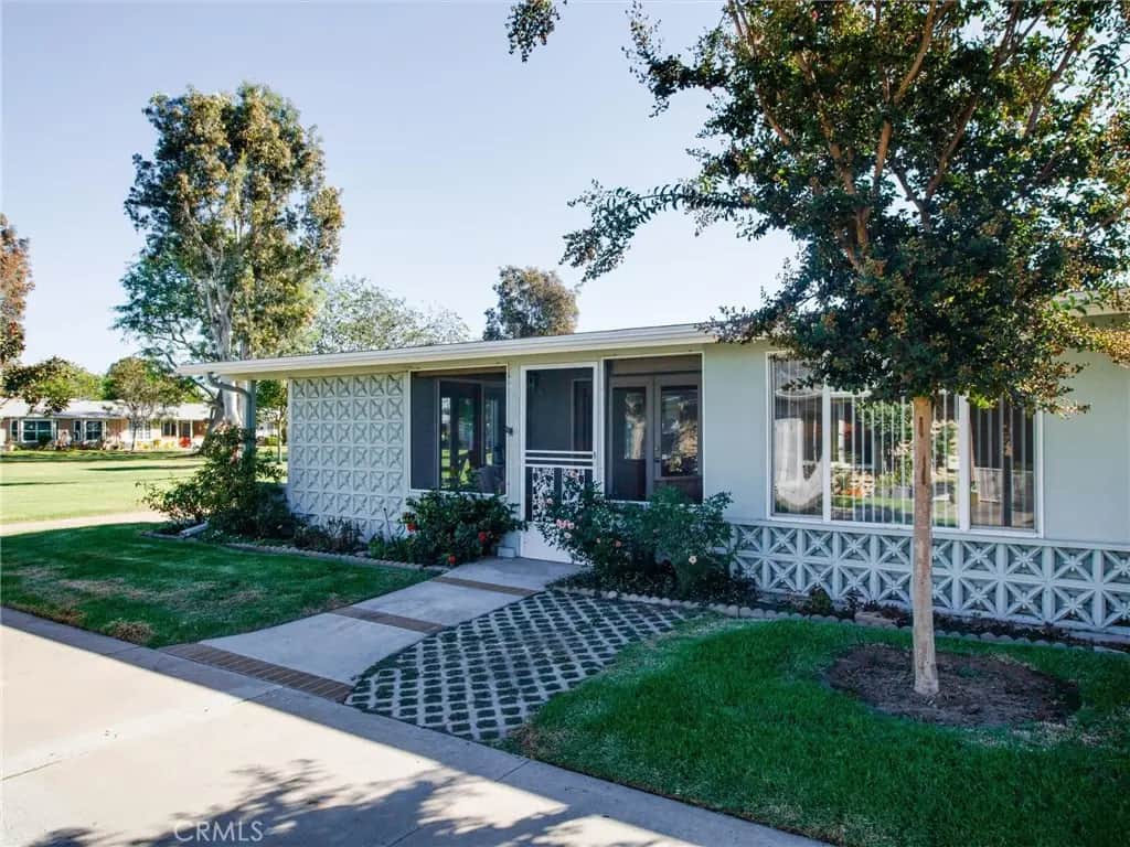1400 Weeburn Road 82-F, Seal Beach, CA — listing photo 1