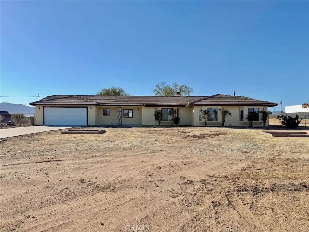 18075 Verano, Hesperia, CA — listing photo 1