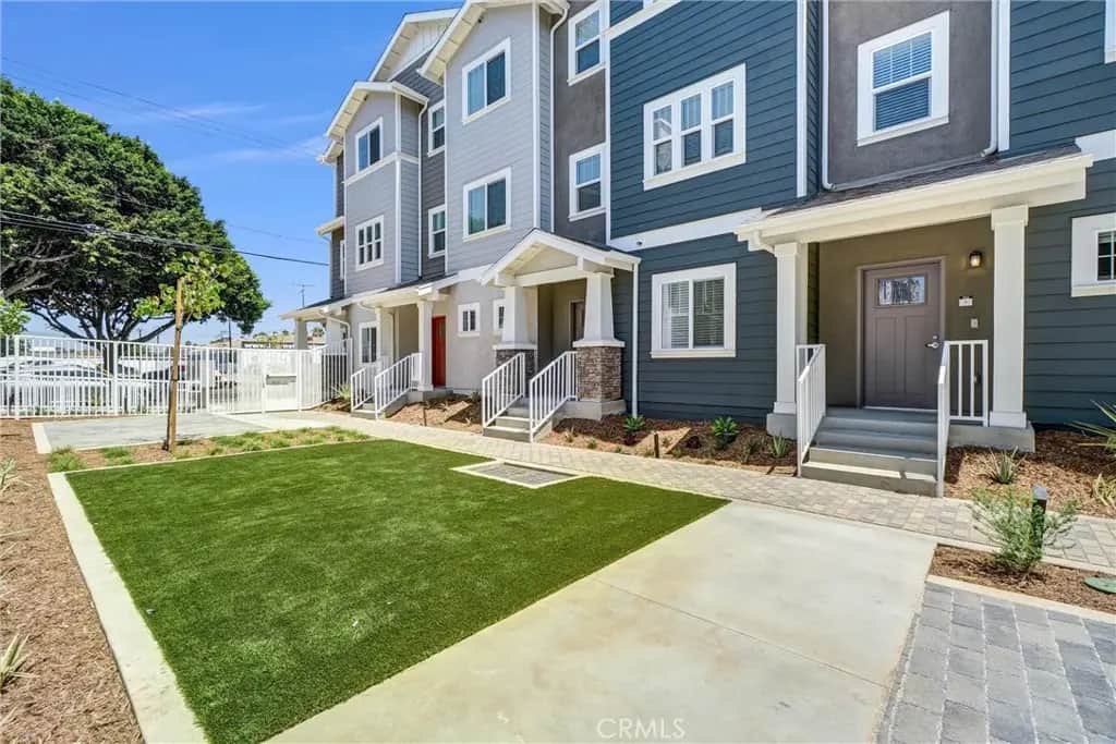 202 E 14th Street 3, Long Beach, CA — listing photo 1