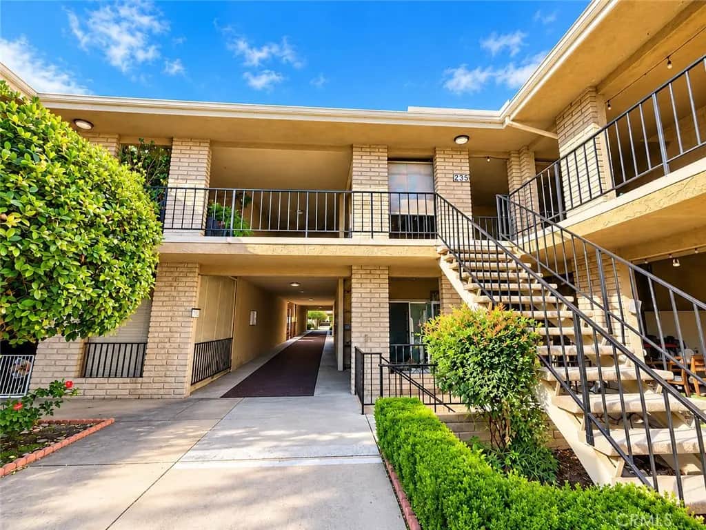 630 W Huntington 235, Arcadia, CA — listing photo 1