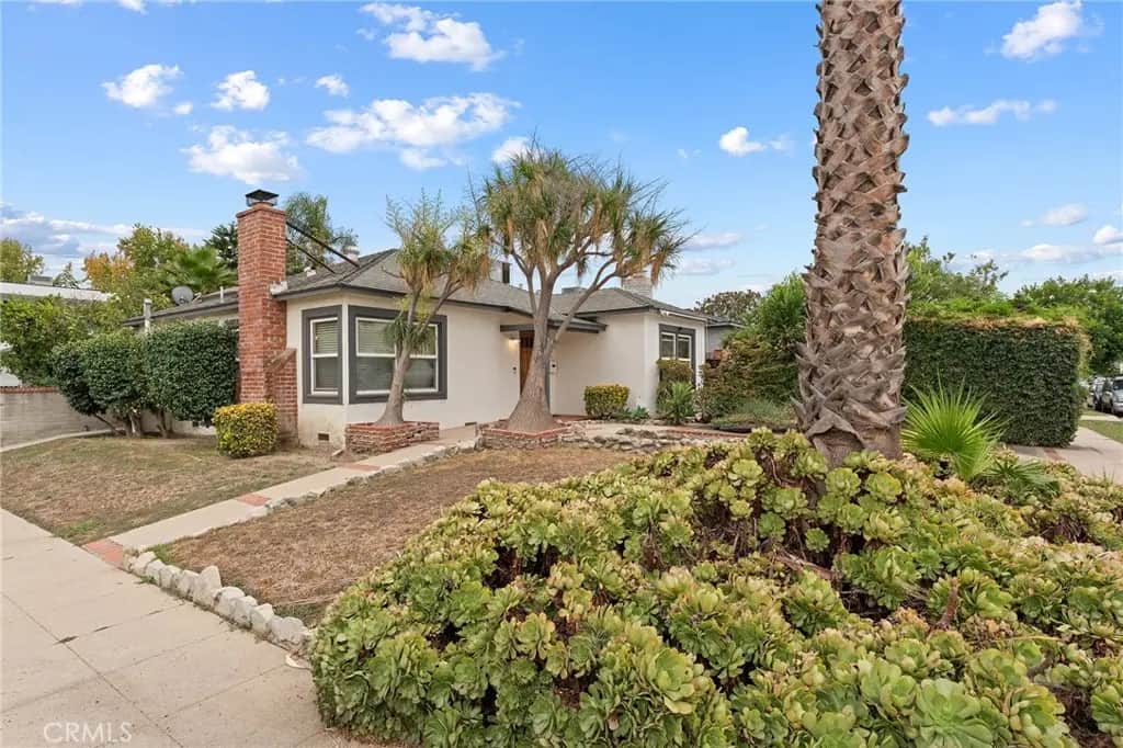 5058 Cartwright, North Hollywood, CA — listing photo 1