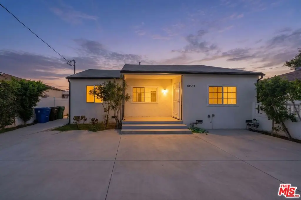 10554 Lanark Street, Sun Valley, CA — listing photo 1