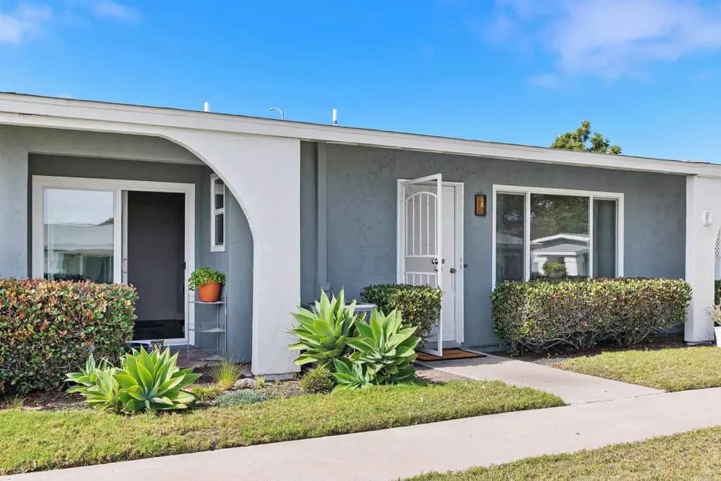 3613 BRANDYWINE, Oceanside, CA — listing photo 1