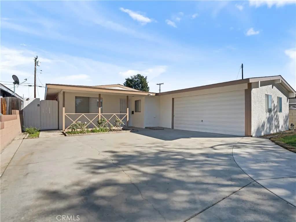 20112 Jersey, Lakewood, CA — listing photo 1