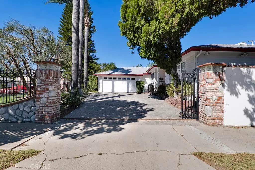 7400 Quartz, Winnetka, CA — listing photo 1