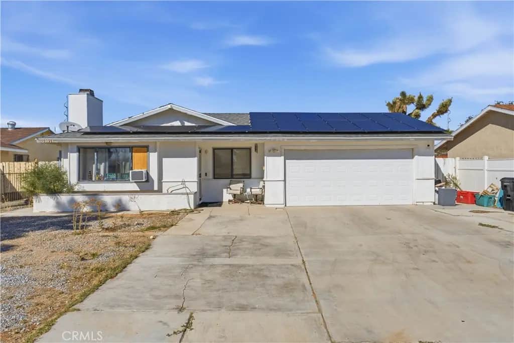 10916 Maya, Adelanto, CA — listing photo 1
