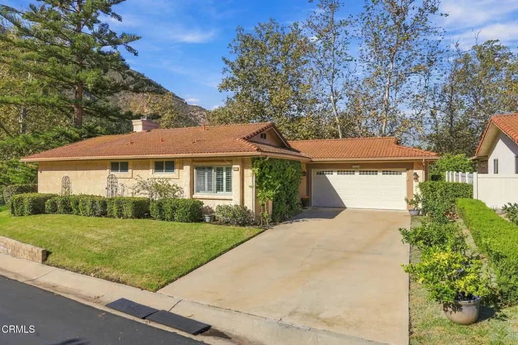 1261 San Como Lane, Camarillo, CA — listing photo 1