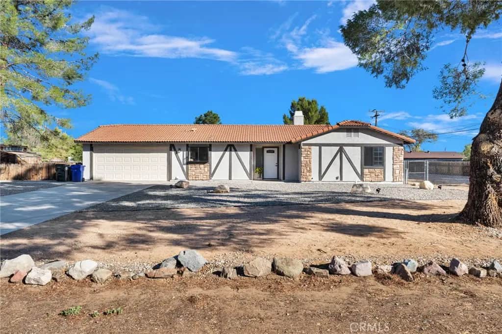 20766 Powhatan Road, Apple Valley, CA — listing photo 1
