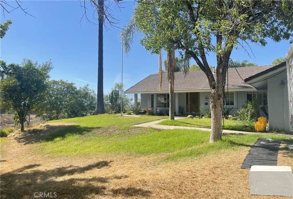 17660 Mariposa, Riverside, CA — listing photo 1