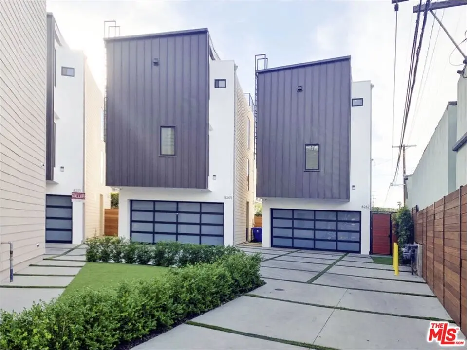 8267 Aria Drive, Los Angeles, CA — listing photo 1