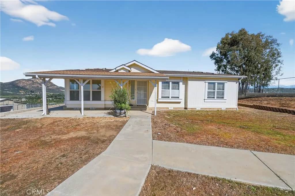 39210 Grassy Road, Temecula, CA — listing photo 1
