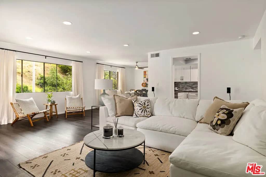 6736 Hillpark Drive 201, Los Angeles, CA — listing photo 1