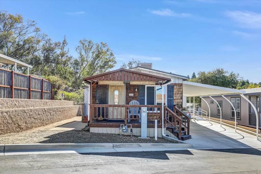 2400 Alpine Blvd 17, Alpine, CA — listing photo 1