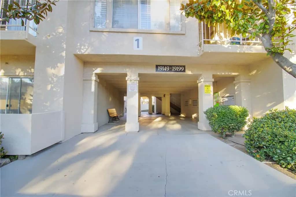 19163 Palo Verde, Apple Valley, CA — listing photo 1