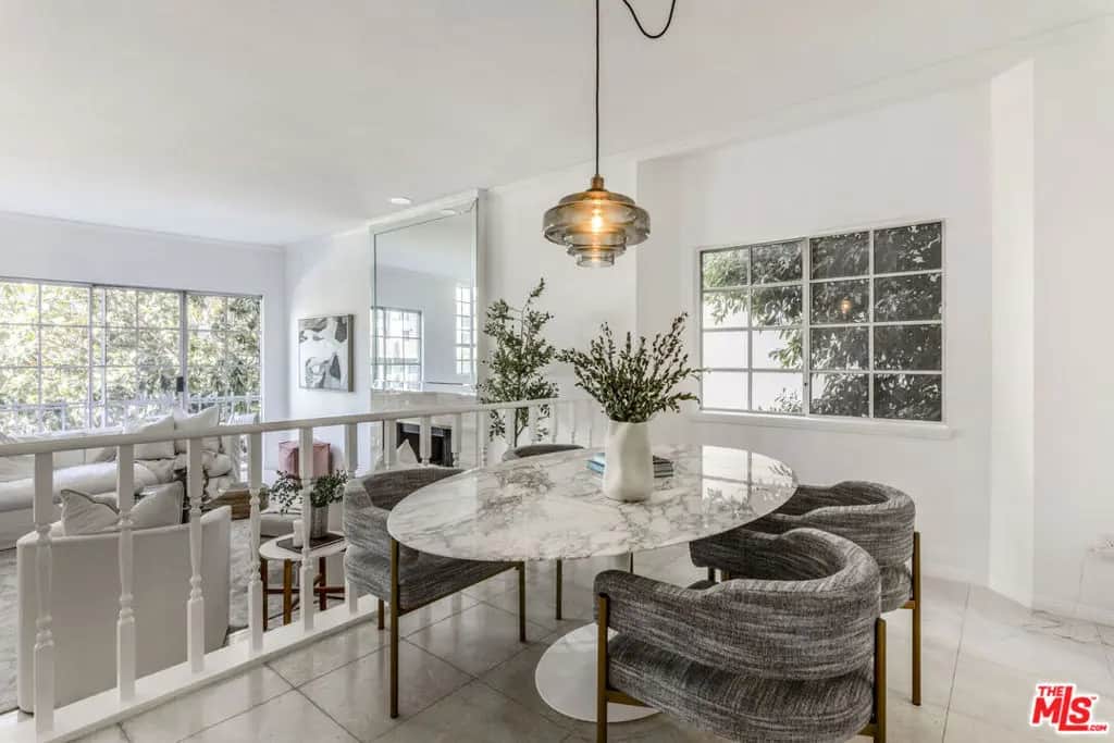 10960 Wellworth Avenue 201, Los Angeles, CA — listing photo 1