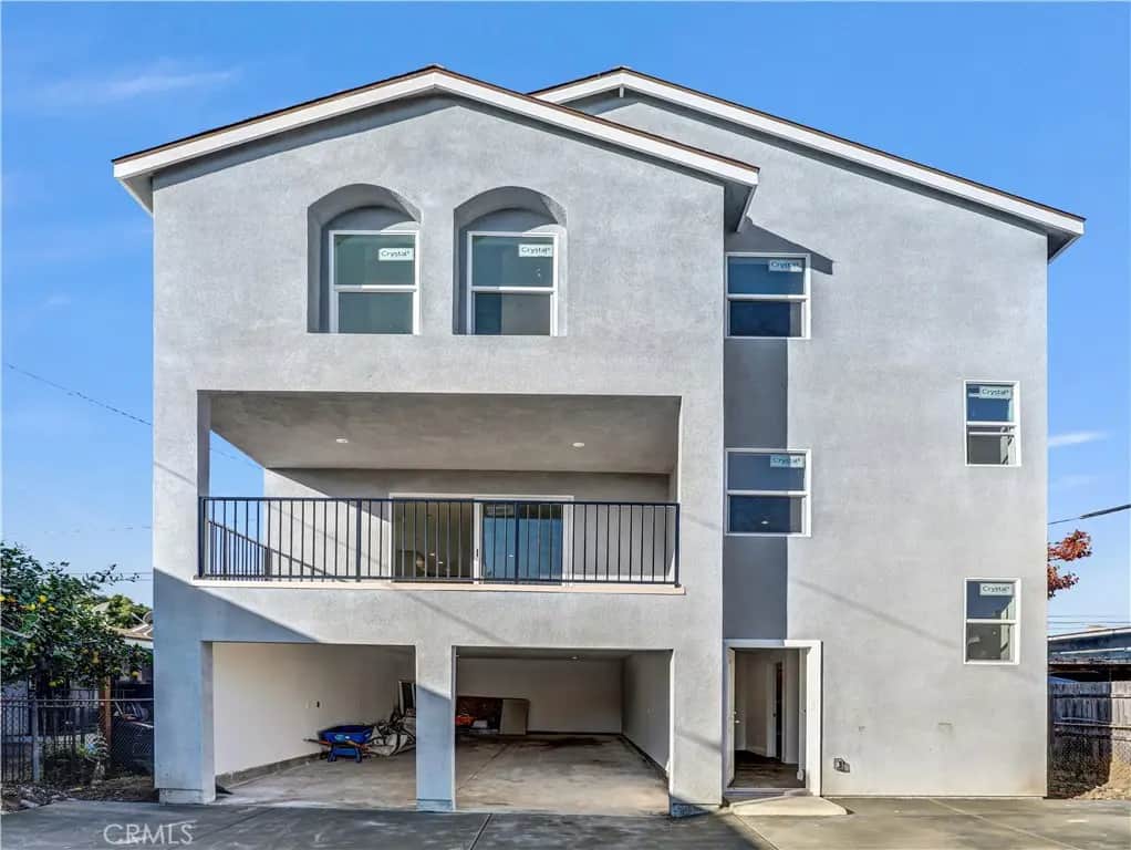 1231 1/2 S Rowan Ave, Los Angeles, CA — listing photo 1