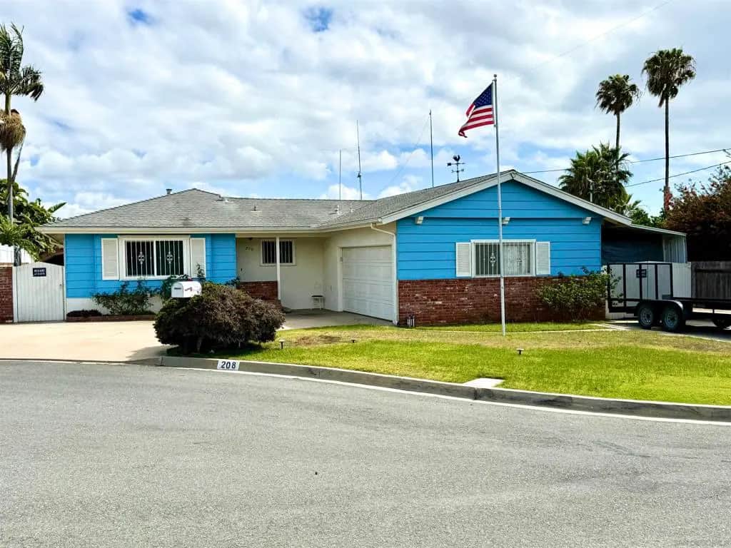 208 Nixon, Chula Vista, CA — listing photo 1