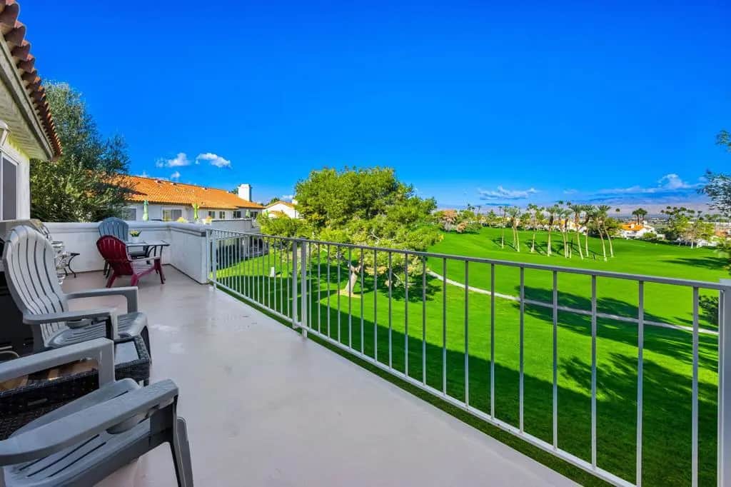 320 Vista Royale Drive, Palm Desert, CA — listing photo 1