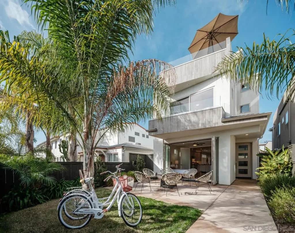 1042 Missouri St, San Diego, CA — listing photo 1