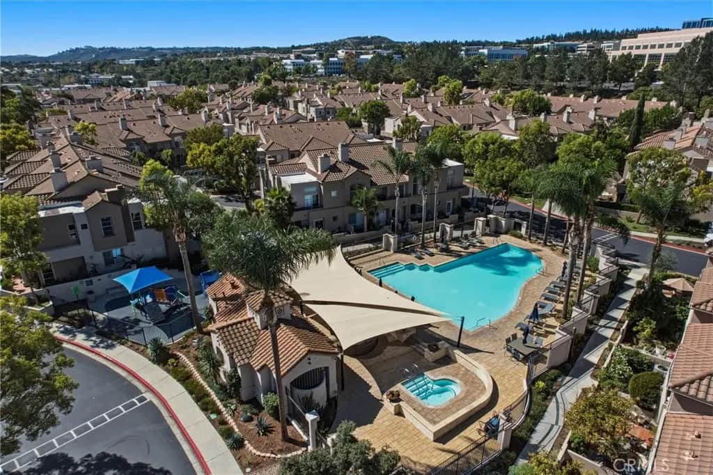 11 Softwind, Aliso Viejo, CA — listing photo 1