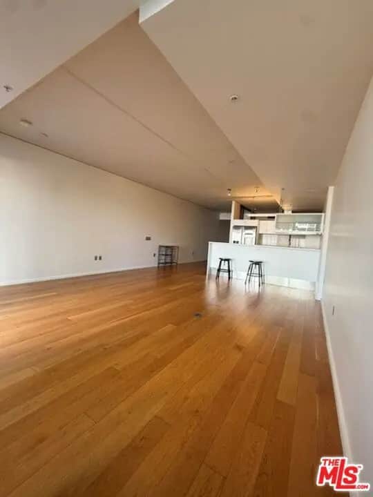 1155 S Grand Avenue 418, Los Angeles, CA — listing photo 1