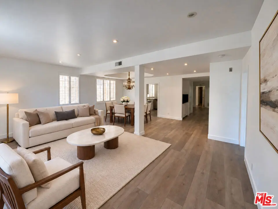 10271 Almayo Avenue 201, Los Angeles, CA — listing photo 1