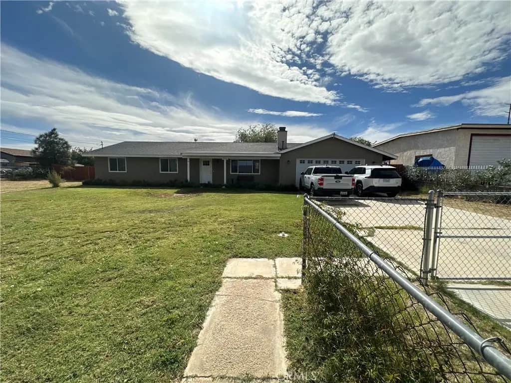 15333 Jasmine, Victorville, CA — listing photo 1