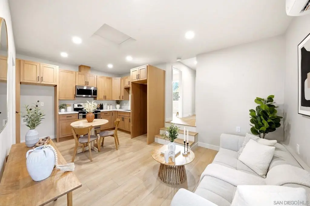132 F St, Chula Vista, CA — listing photo 1