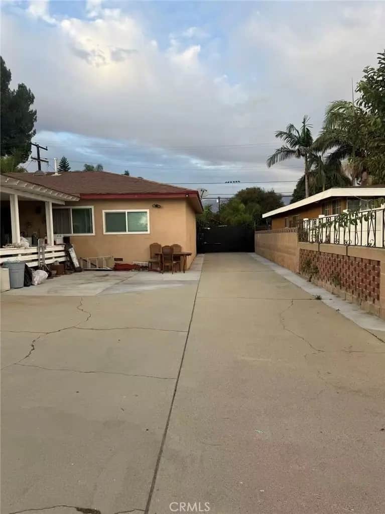 219 W Elm Street, Ontario, CA — listing photo 1