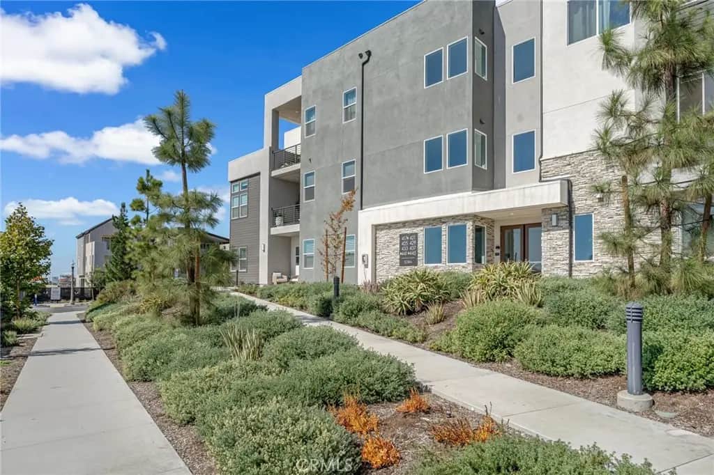 441 Sora, Irvine, CA — listing photo 1