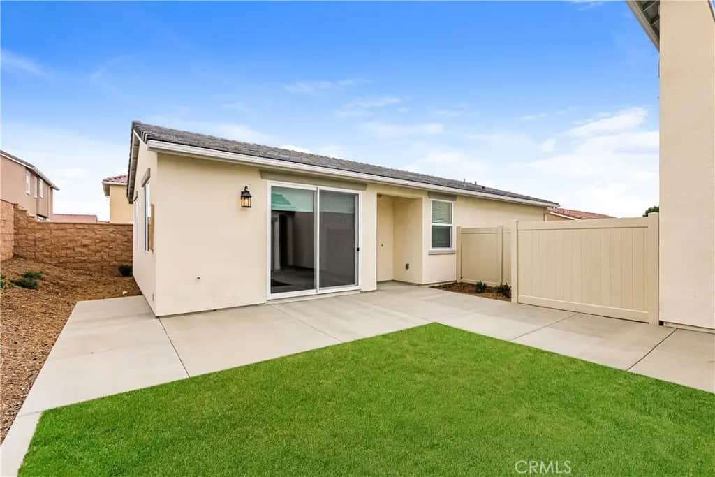 1716 Taylor Boulevard 2, Corona, CA — listing photo 1