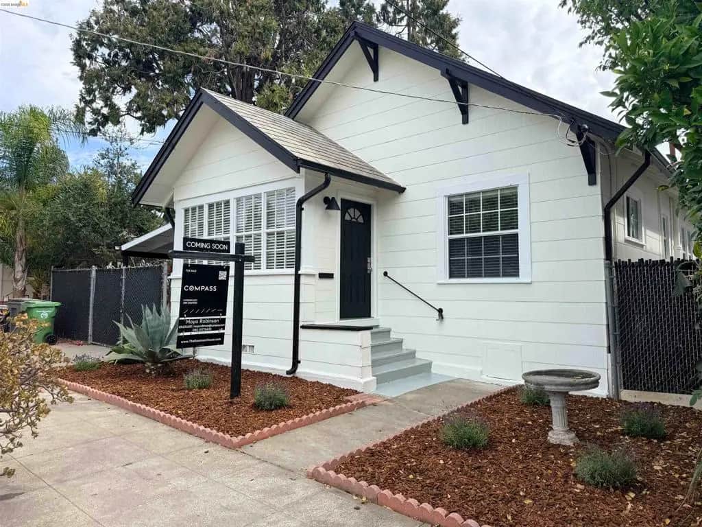 3042 Eastman Ave, Oakland, CA — listing photo 1