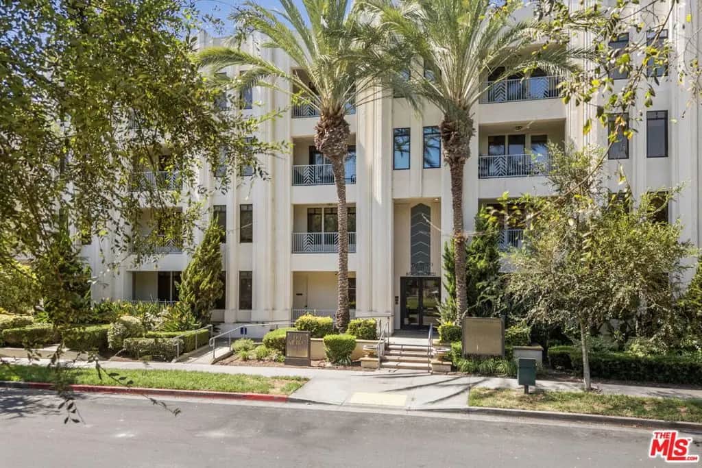 5625 W Crescent Parkway 139, Playa Vista, CA — listing photo 1