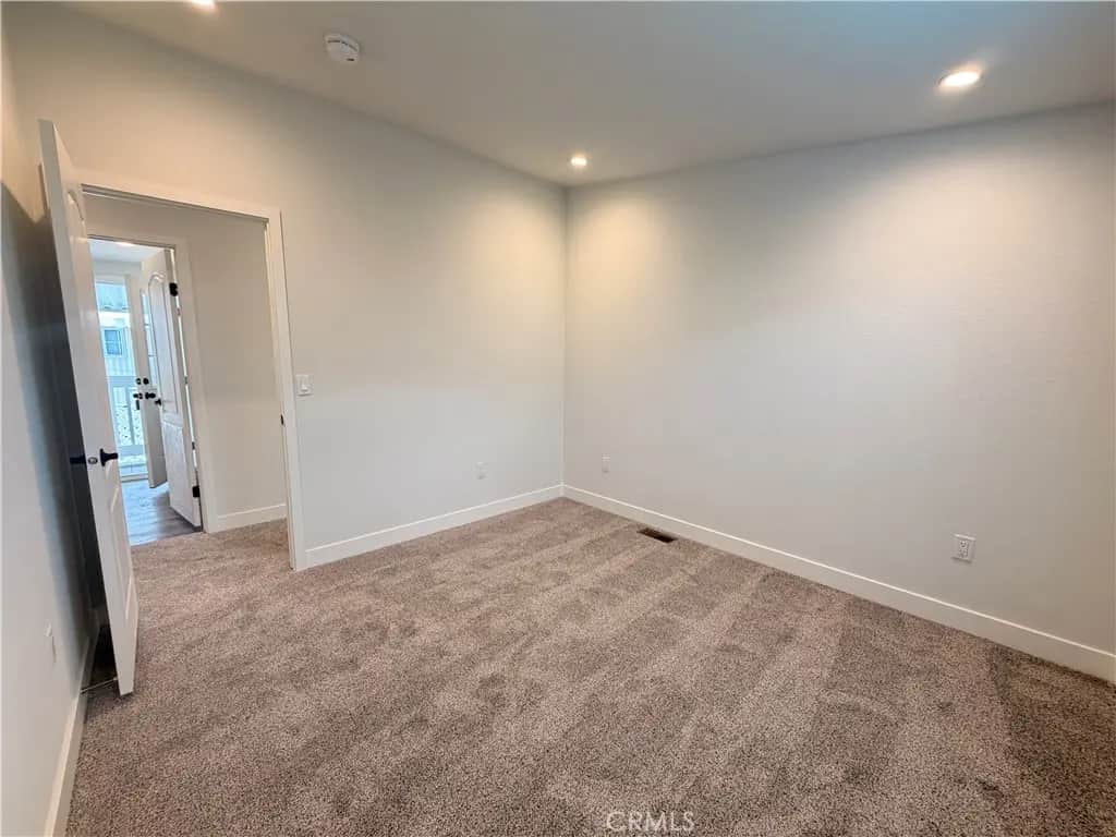 15352 Williams Street 108, Tustin, CA — listing photo 1