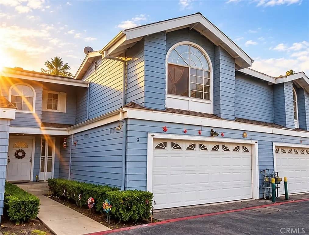 13145 Bromont Avenue 9, Sylmar, CA — listing photo 1