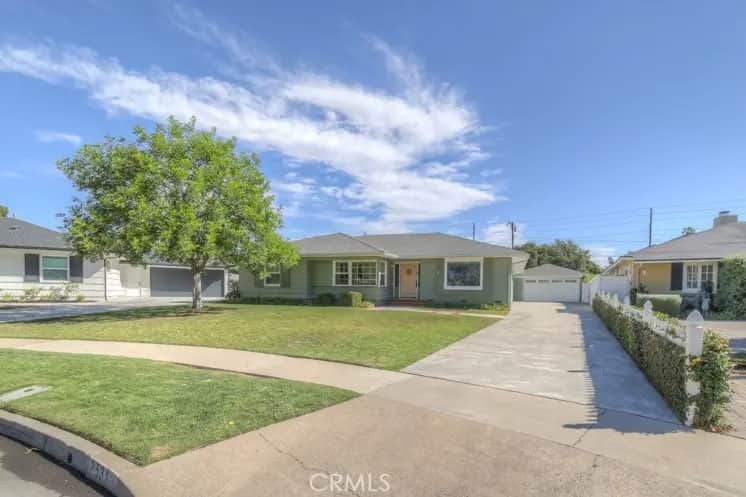 2531 Poinsettia Street, Santa Ana, CA — listing photo 1