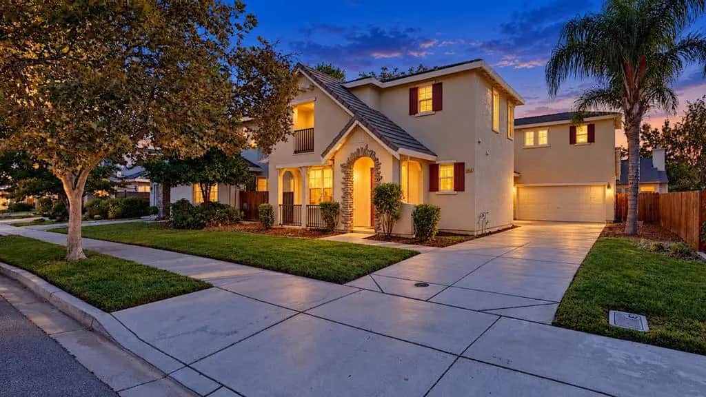 4160 Tahama Lane, Turlock, CA — listing photo 1