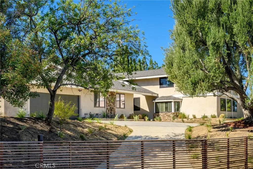 4629 Monarca, Tarzana, CA — listing photo 1