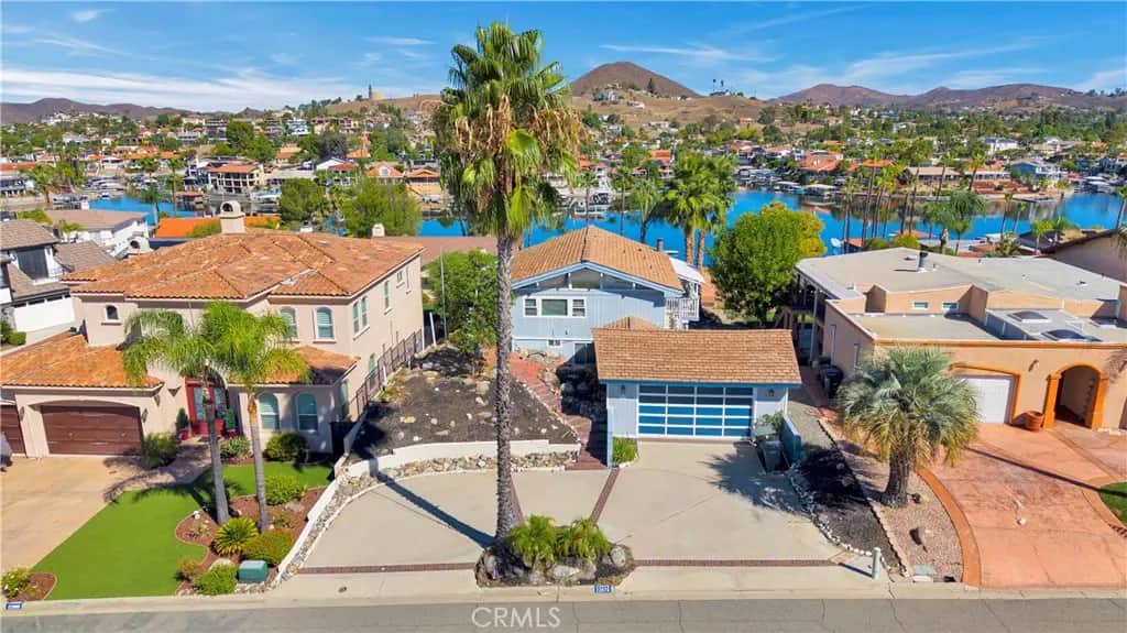 22976 Blue Bird, Canyon Lake, CA — listing photo 1