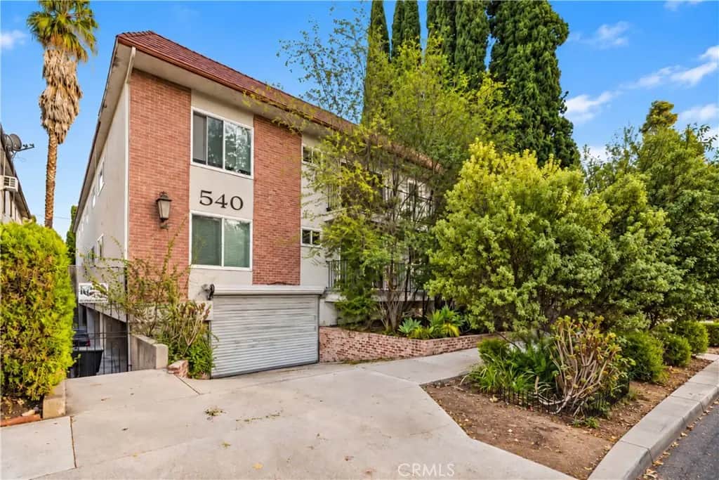 540 N Croft Avenue 5, Los Angeles, CA — listing photo 1
