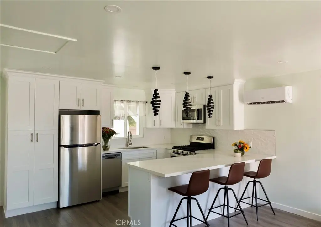 6649 Dashwood Street, Lakewood, CA — listing photo 1