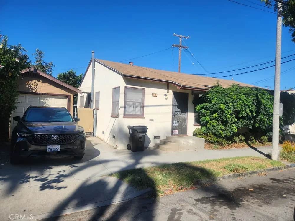 919 Hoffman, Long Beach, CA — listing photo 1