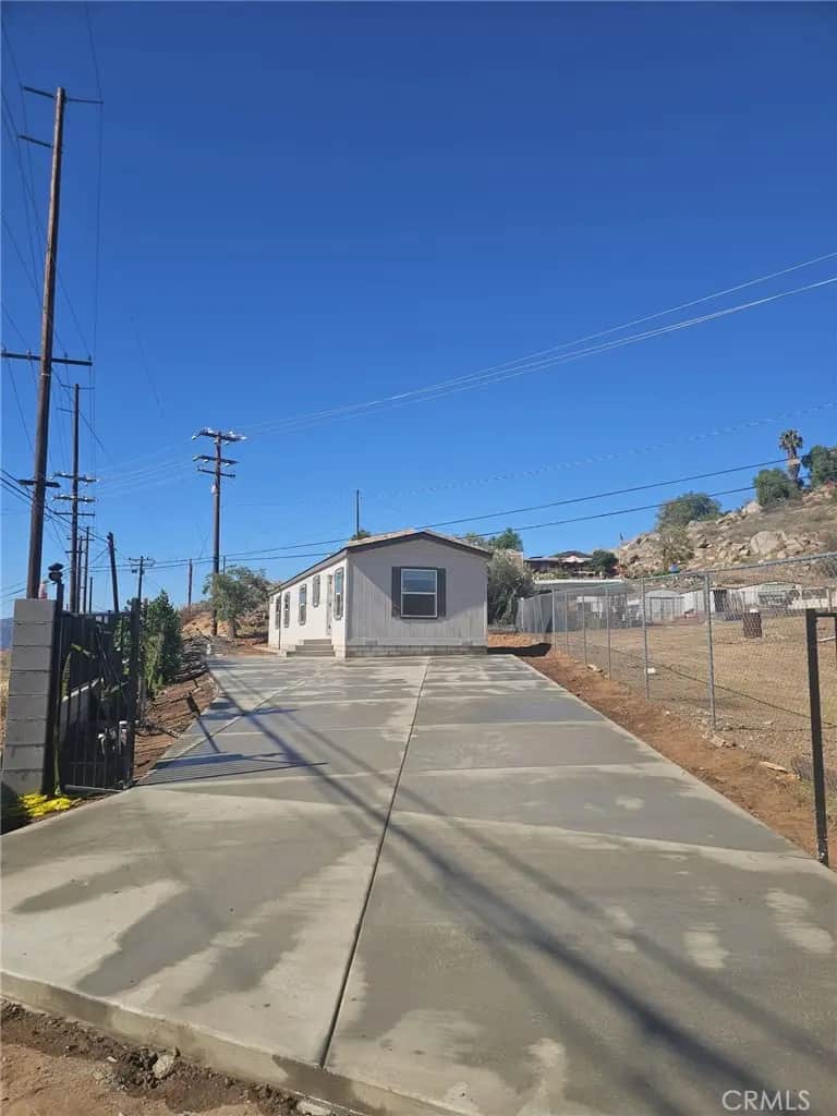 27735 State Highway 74, Perris, CA — listing photo 1