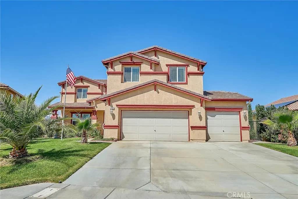 43521 Blossom, Lancaster, CA — listing photo 1