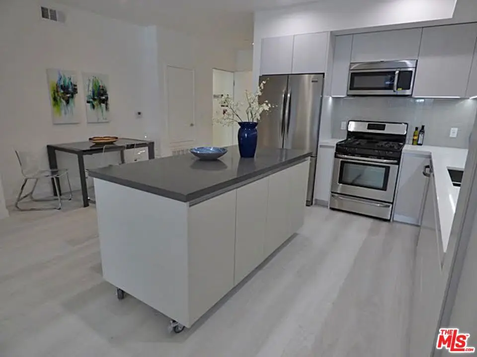 1526 ARMACOST Avenue 201, Los Angeles, CA — listing photo 1